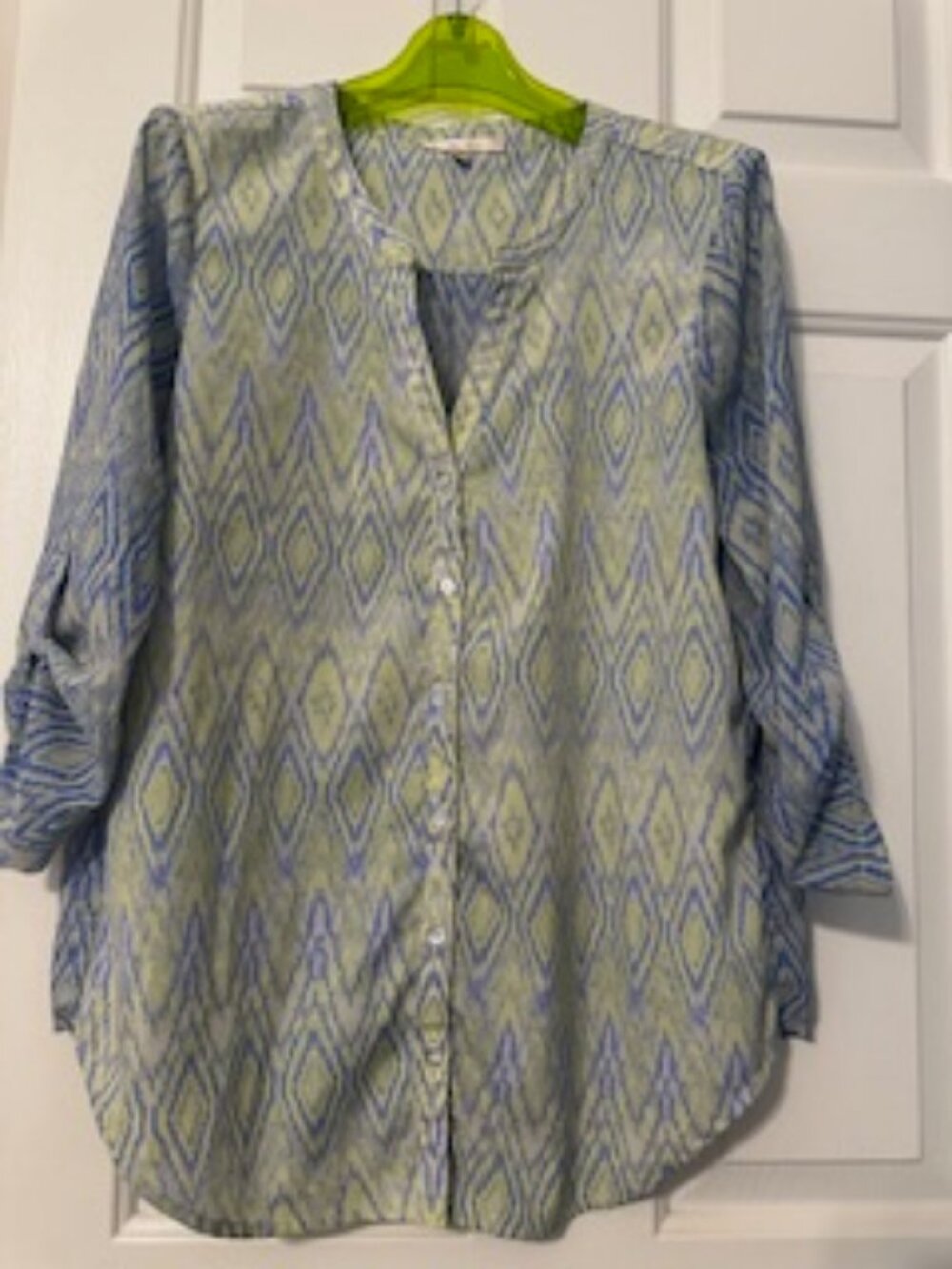 Under Skies 3/4 sleeve button down top